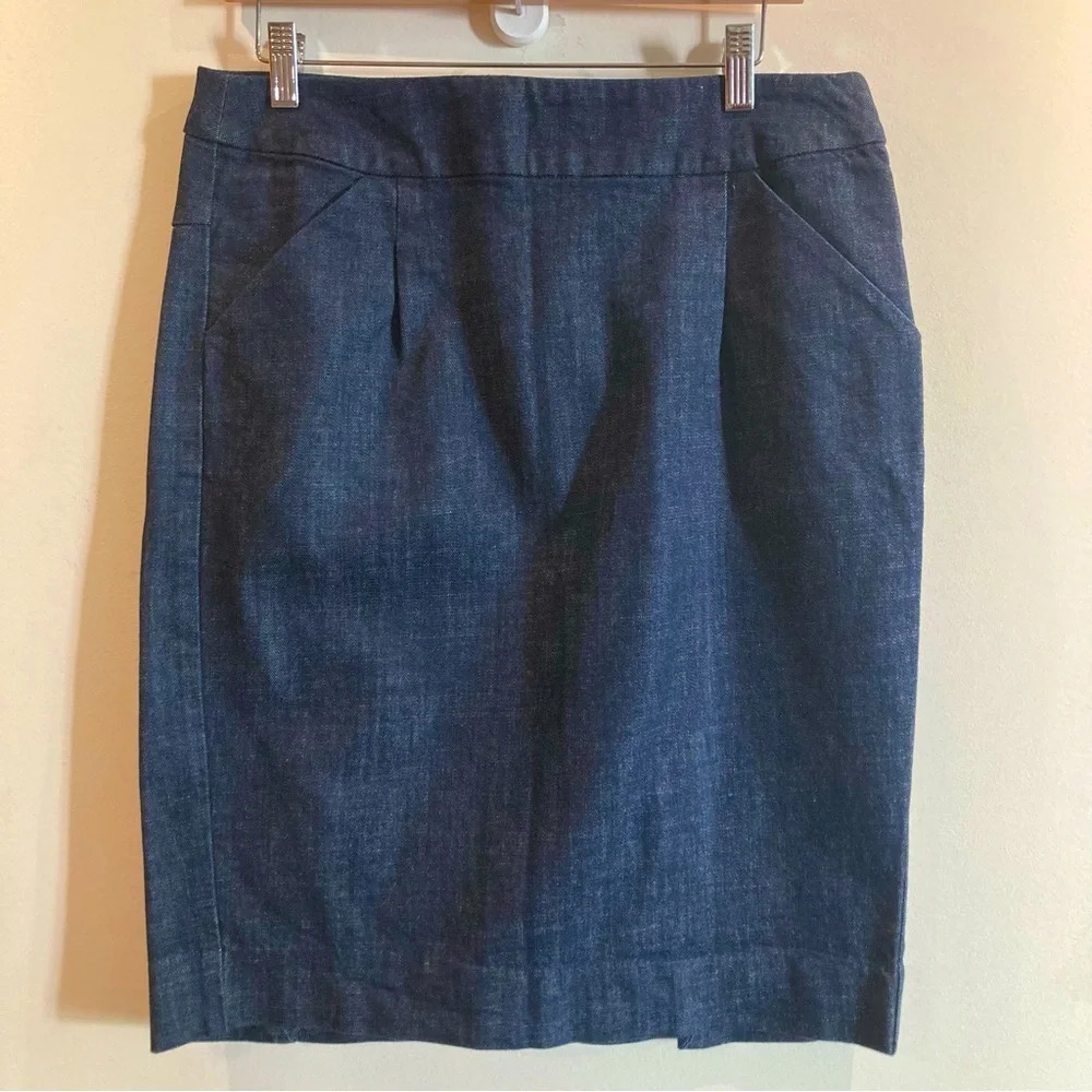 J CREW Sz 10 Stretch Pockets Double Slit in Back Soft Denim Pencil Skirt